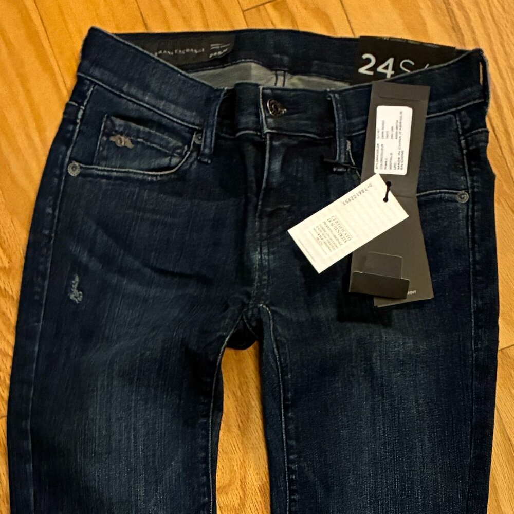 ARMANI EXCHANGE Skinny Jeans 24, NWT, dark wash